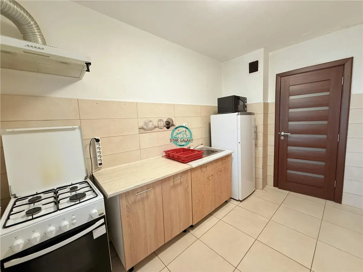 Inchiriez apartament cu 3 camere ultracentral aproape de Teatru - foto 6