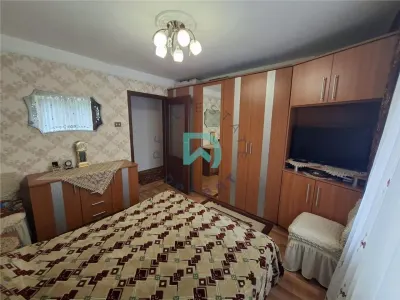 Apartament 3 camere, Astra, etaj 1, decomandat - foto 9