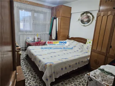 Vanzare apartament 3 camere decomandat Targoviste Central - foto 13