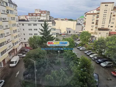 Vanzare apartament 3 camere decomandat Targoviste Central - foto 18