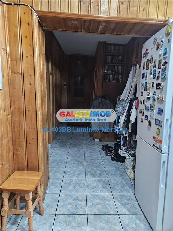 Vanzare apartament 3 camere decomandat Targoviste Central - foto 7