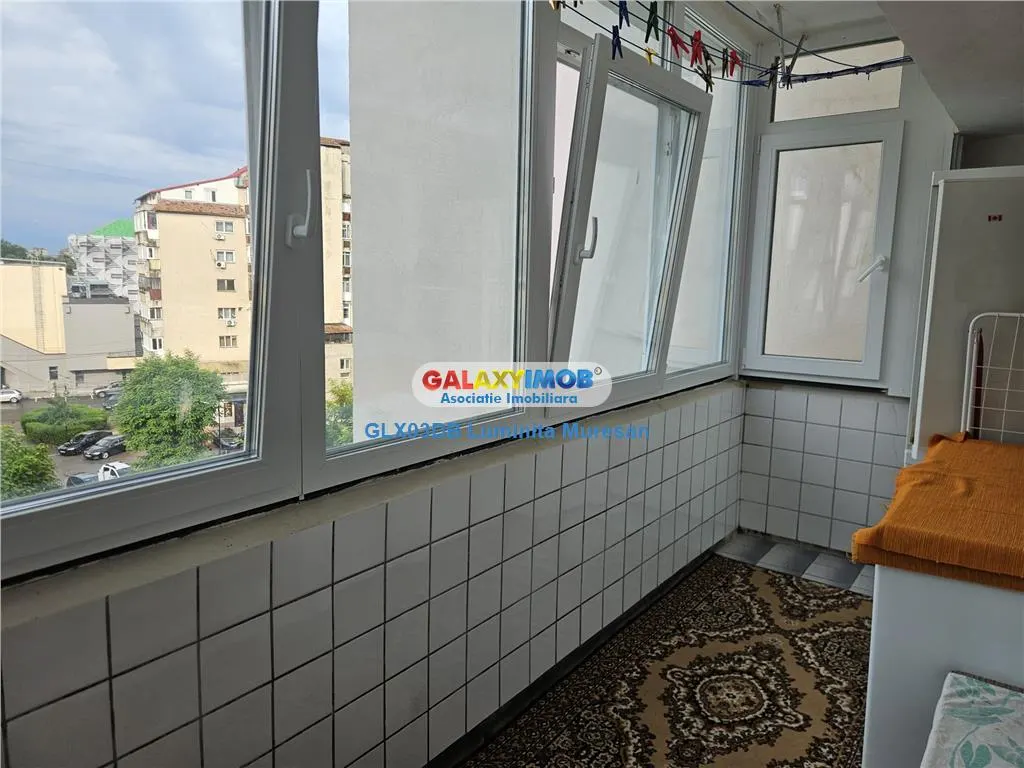 Vanzare apartament 3 camere decomandat Targoviste Central - foto 9