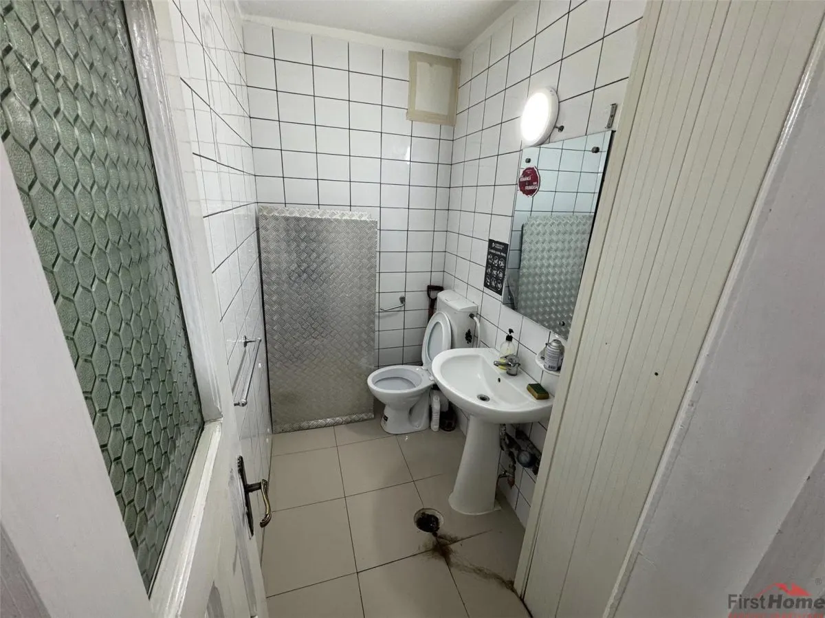 Spatiu Comercial Piata Moldovei Focsani - Fosta FARMACIE - foto 9