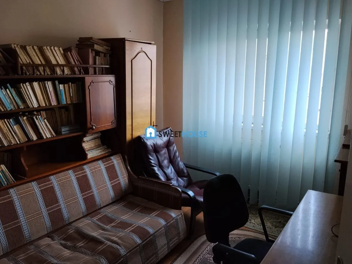 Apartament 4 Camere - B-Dul Unirii - foto 7