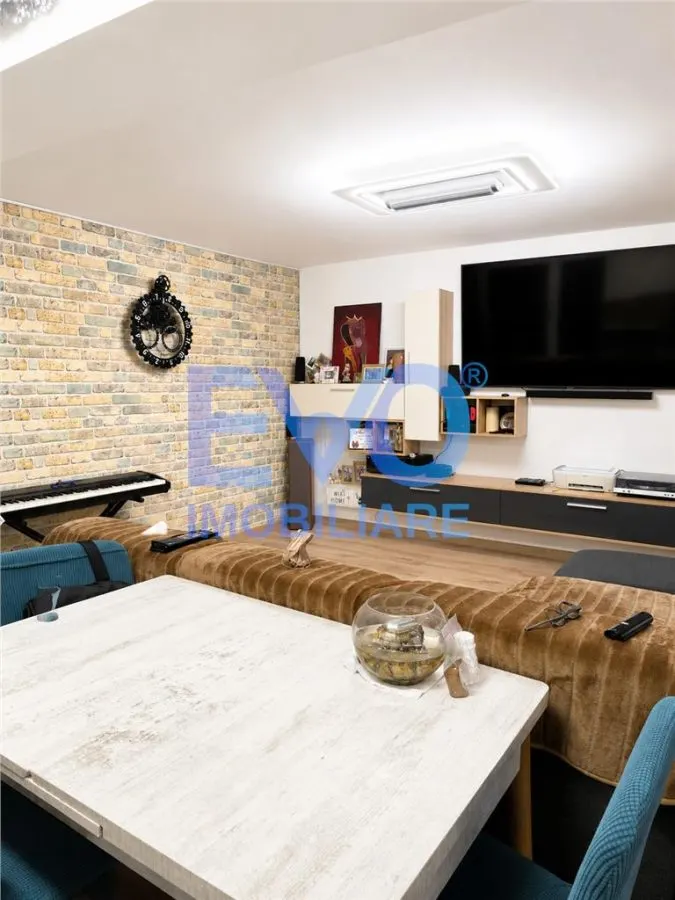 Apartament 3 camere, 70mp, boxa, loc parcare, Valea Lupului - foto 1