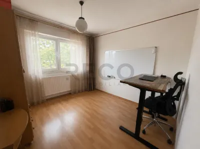 RECO Apartament cu 3 camere  Nufarul-Oradea etaj intermediar - foto 4