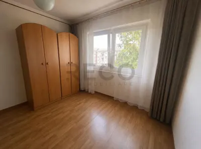 RECO Apartament cu 3 camere  Nufarul-Oradea etaj intermediar - foto 6