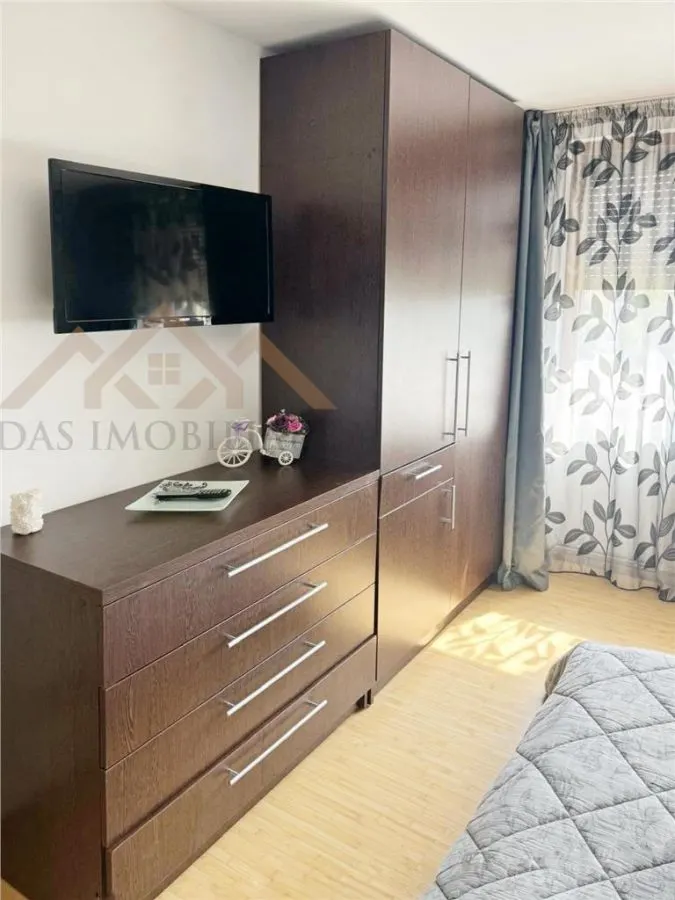 Apartament 2 camere, decomandat , Independentei, zona Rfn - foto 7