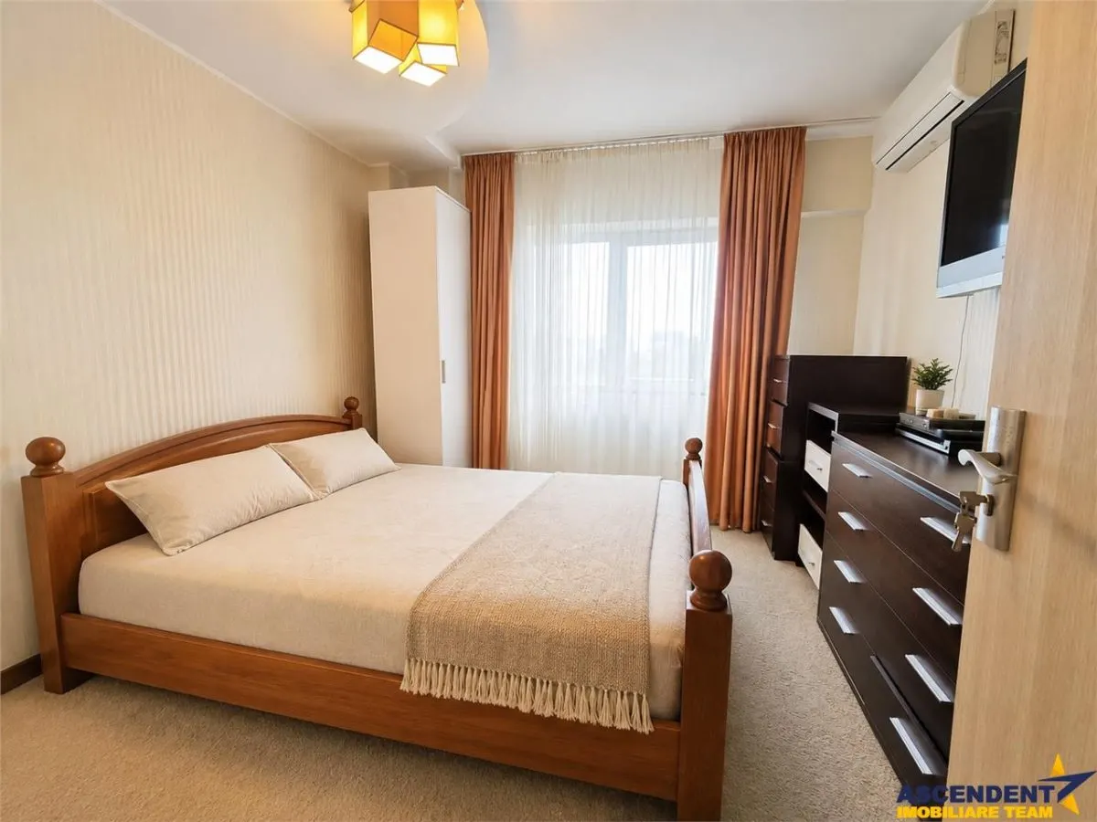 Apartament 3 camere decomandat, mobilat si utilat, Strada Toamnei, Central, Brasov - foto 4