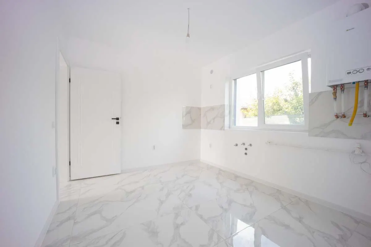 INTABULAT Vila  4 camere  Cartier Astoria Lunca Cetatuii - foto 7