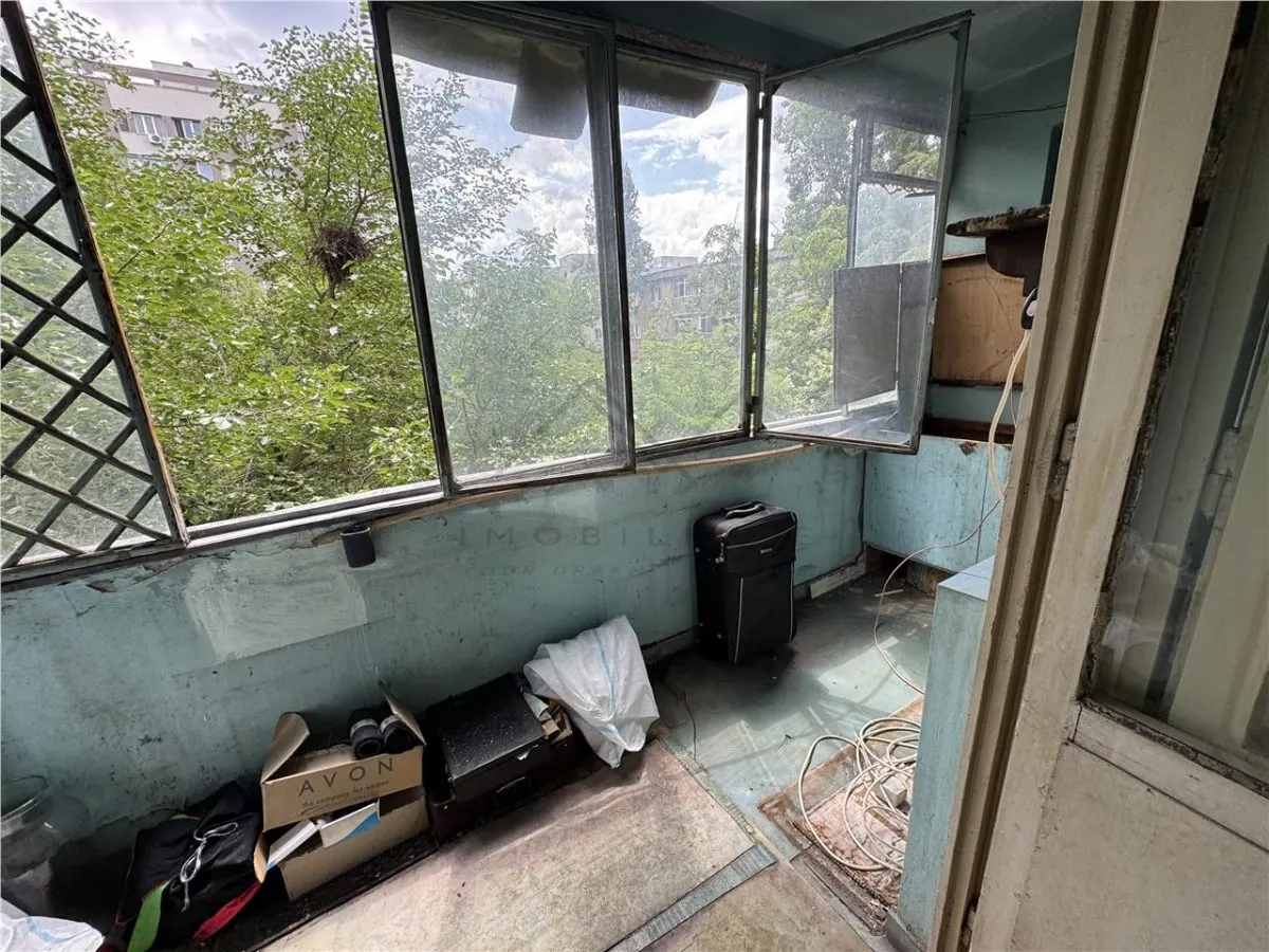 Vanzare apartament 3 Camere Uverturii  Militari - Necesita Renovare - foto 14