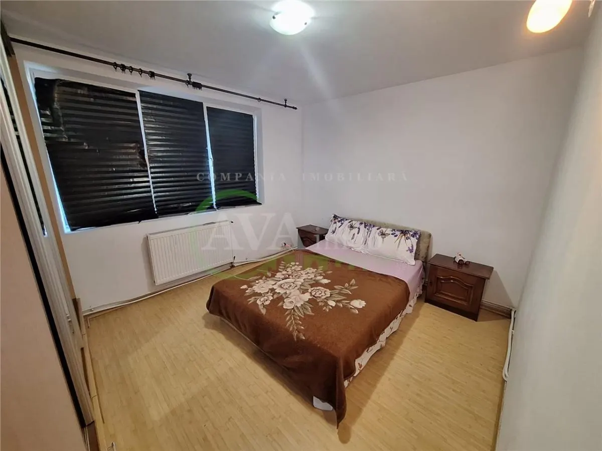 Apartament 2 camere decomandat zona Narcisa - foto 4