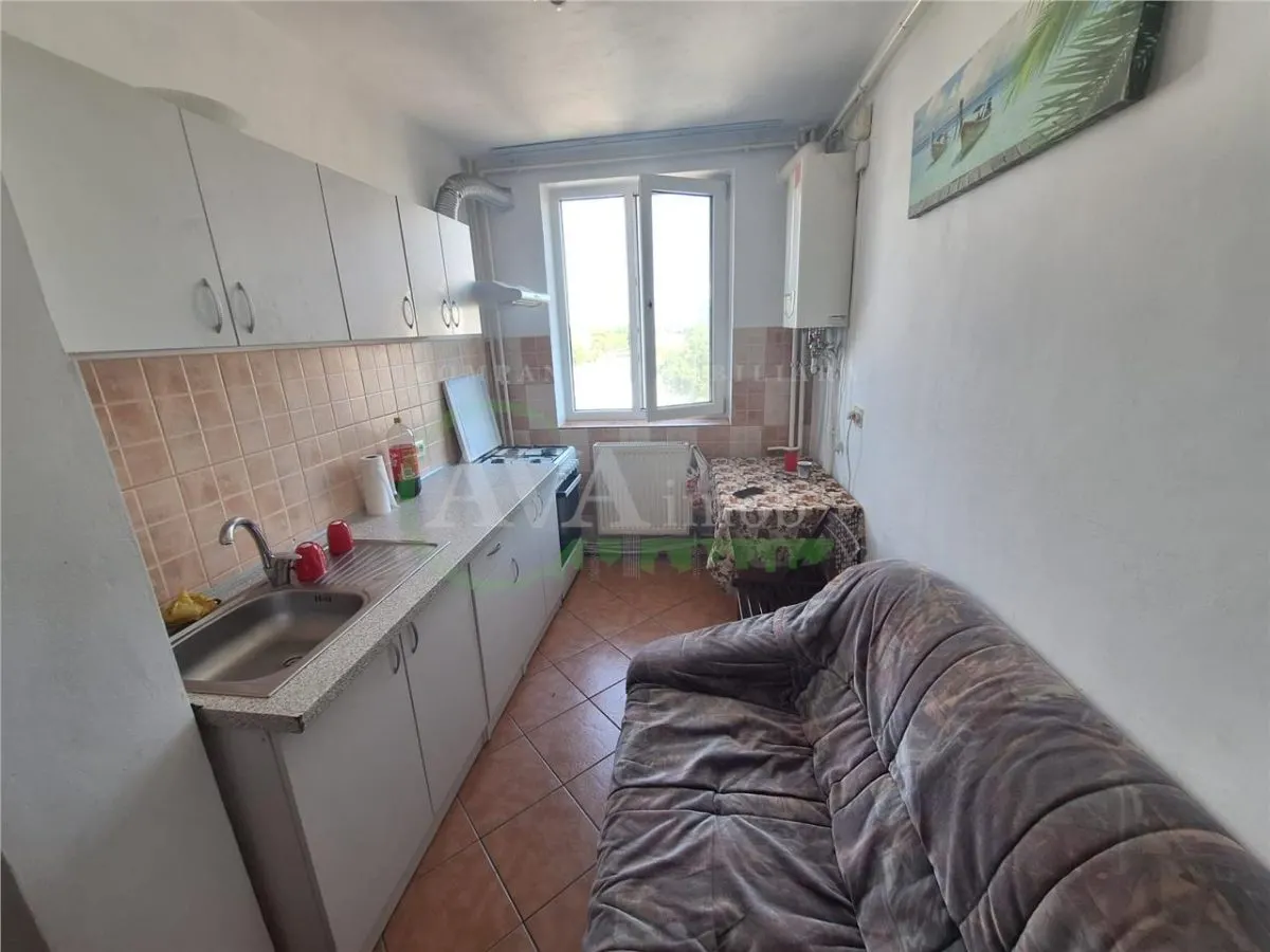 Apartament 2 camere decomandat zona Narcisa - foto 5