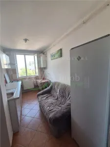 Apartament 2 camere decomandat zona Narcisa - foto 6