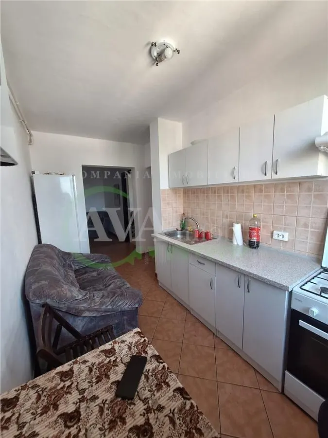 Apartament 2 camere decomandat zona Narcisa - foto 7