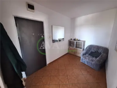 Apartament 2 camere decomandat zona Narcisa - foto 8