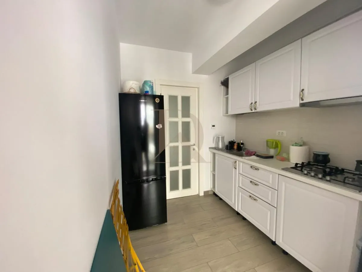 Apartament 2 camere  Copou Bloc nou Vedere superba langa  Parc - foto 2