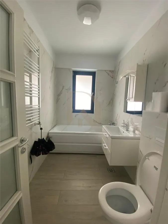 Apartament 2 camere  Copou Bloc nou Vedere superba langa  Parc - foto 6