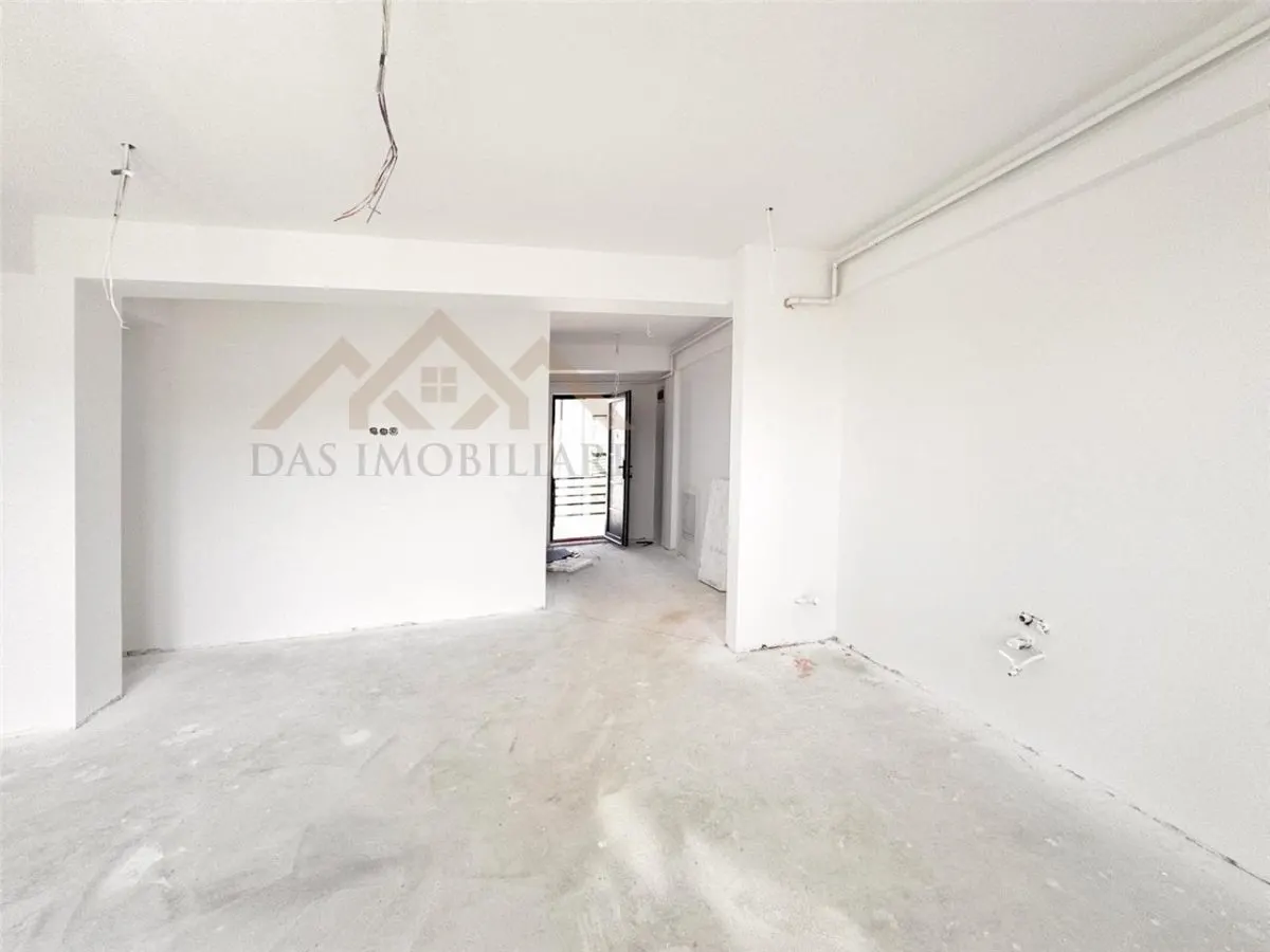 Garsoniera in bloc nou, etaj 1, langa Marul de Aur - foto 3