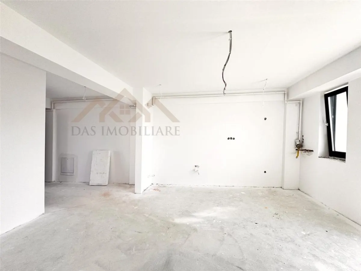 Garsoniera in bloc nou, etaj 1, langa Marul de Aur - foto 7