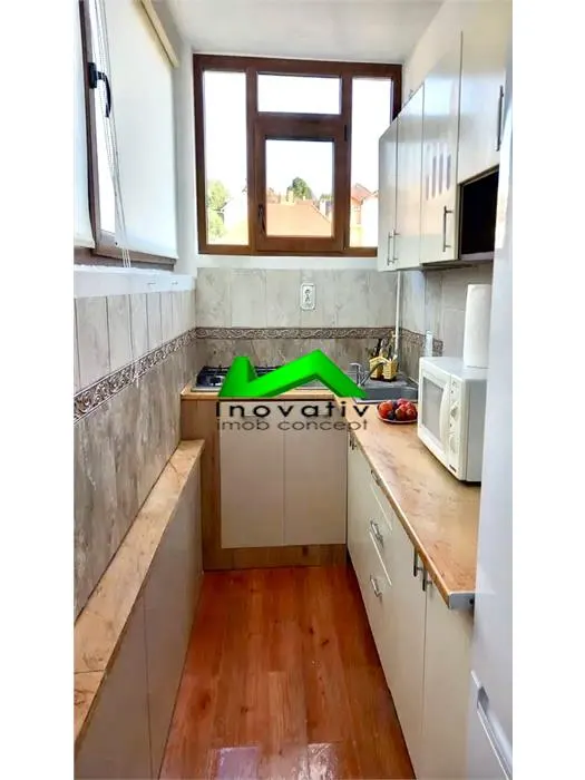 Apartament de inchiriat 2 camere balcon Sibiu Strand - foto 4