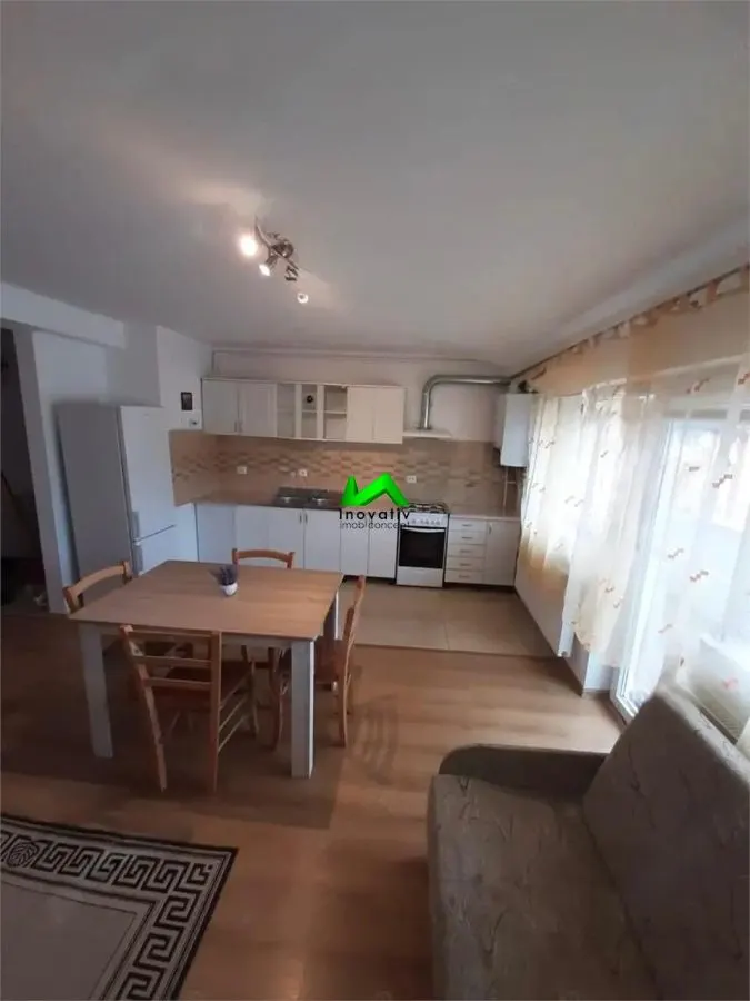 Apartament de inchiriat 3 camere Selimbar - foto 2