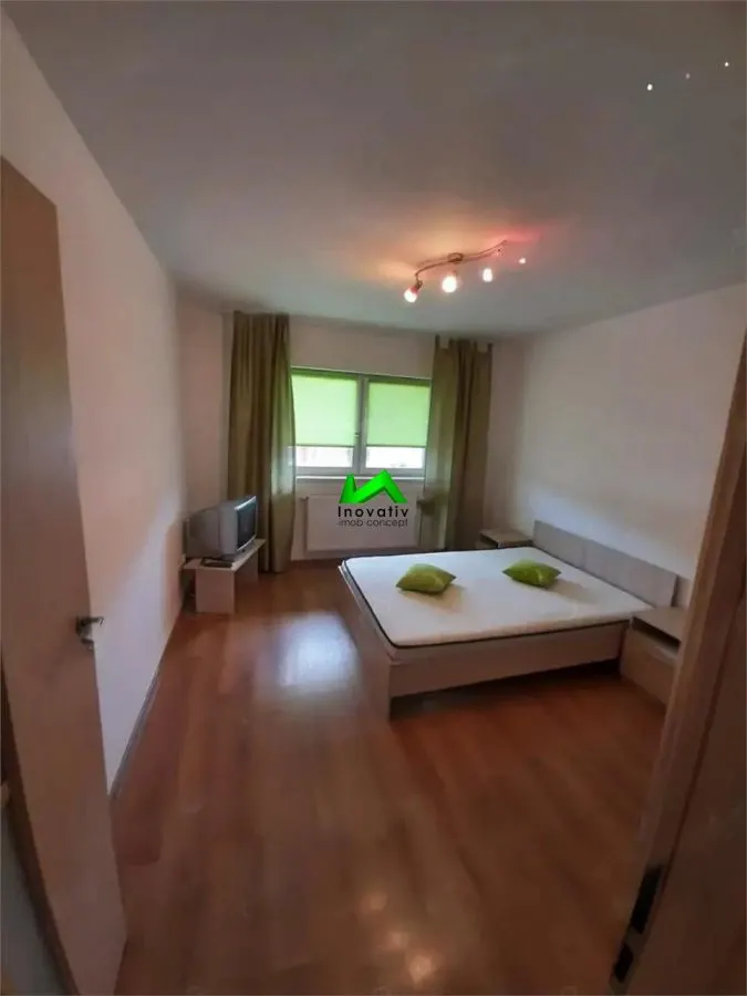 Apartament de inchiriat 3 camere Selimbar - foto 4
