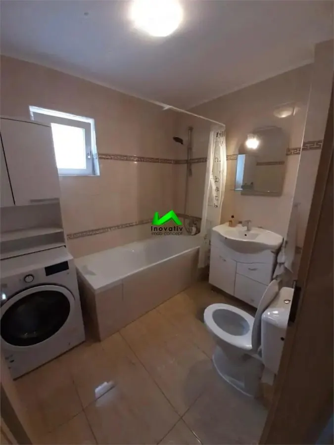 Apartament de inchiriat 3 camere Selimbar - foto 6