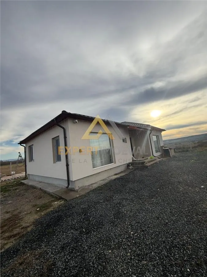 Casa moderna la 7 km de Baia Mare pret mic - foto 16