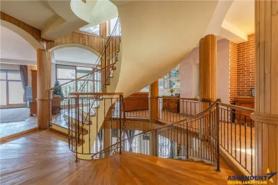 Resedinta reprezentativa, avantaj financiar remarcabil, fereastra singulara de oportunitate, Ultacentral, Brasov - foto 25
