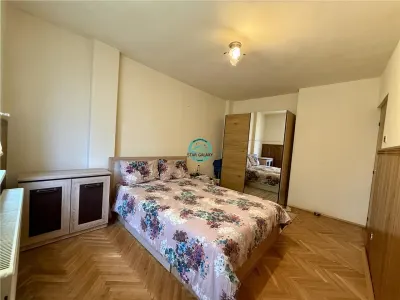 Apartament tip penthouse cu 5 camere de inchiriat, zona Poli 2 - foto 3