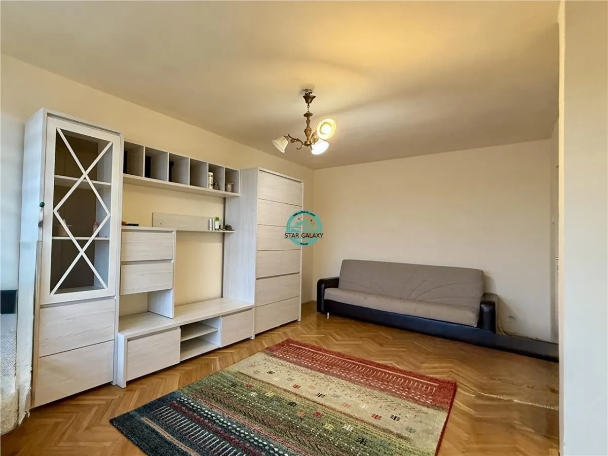 Apartament tip penthouse cu 5 camere de inchiriat, zona Poli 2 - foto 4