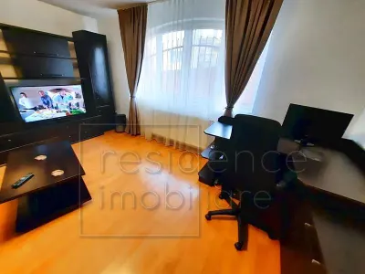 Apartament 2 camere separate, Andrei Muresanu, zona Engels+Garaj - foto 2