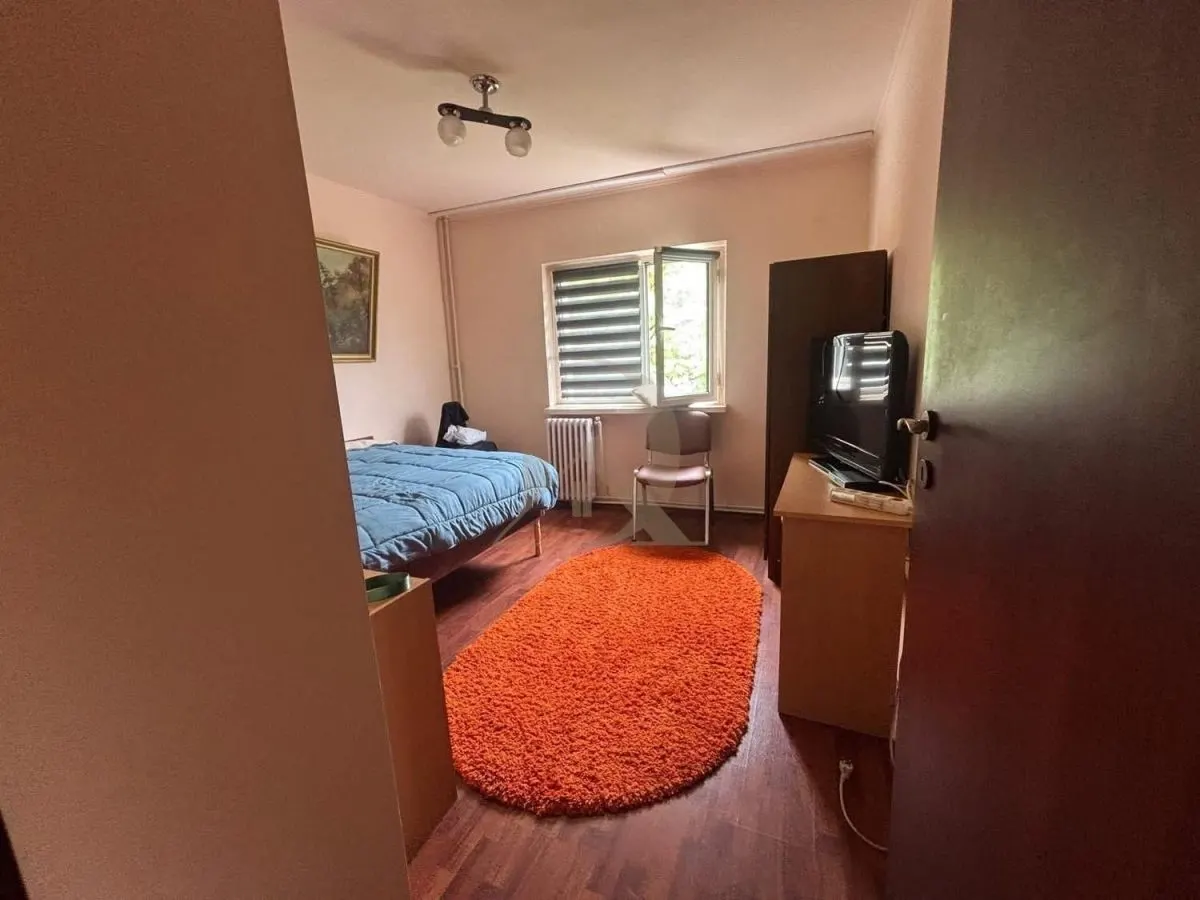Ultracentral - Vasile Alecsandri (UMF ) apartament  3 camere 2 bai - foto 2