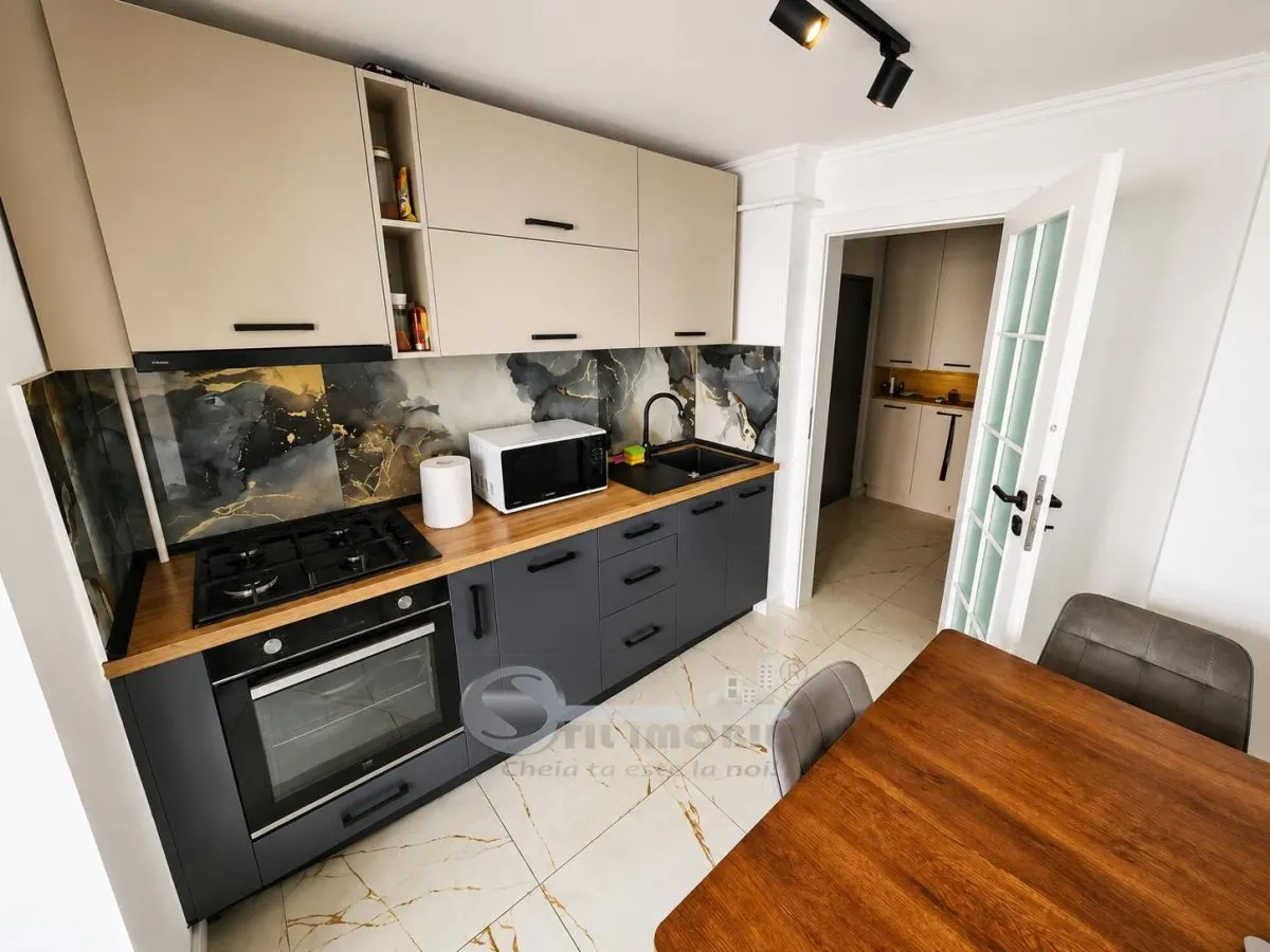 Apartament 3 camere decomandat de inchiriat Centru Iasi | Sf. Lazar Palas Mall - foto 3