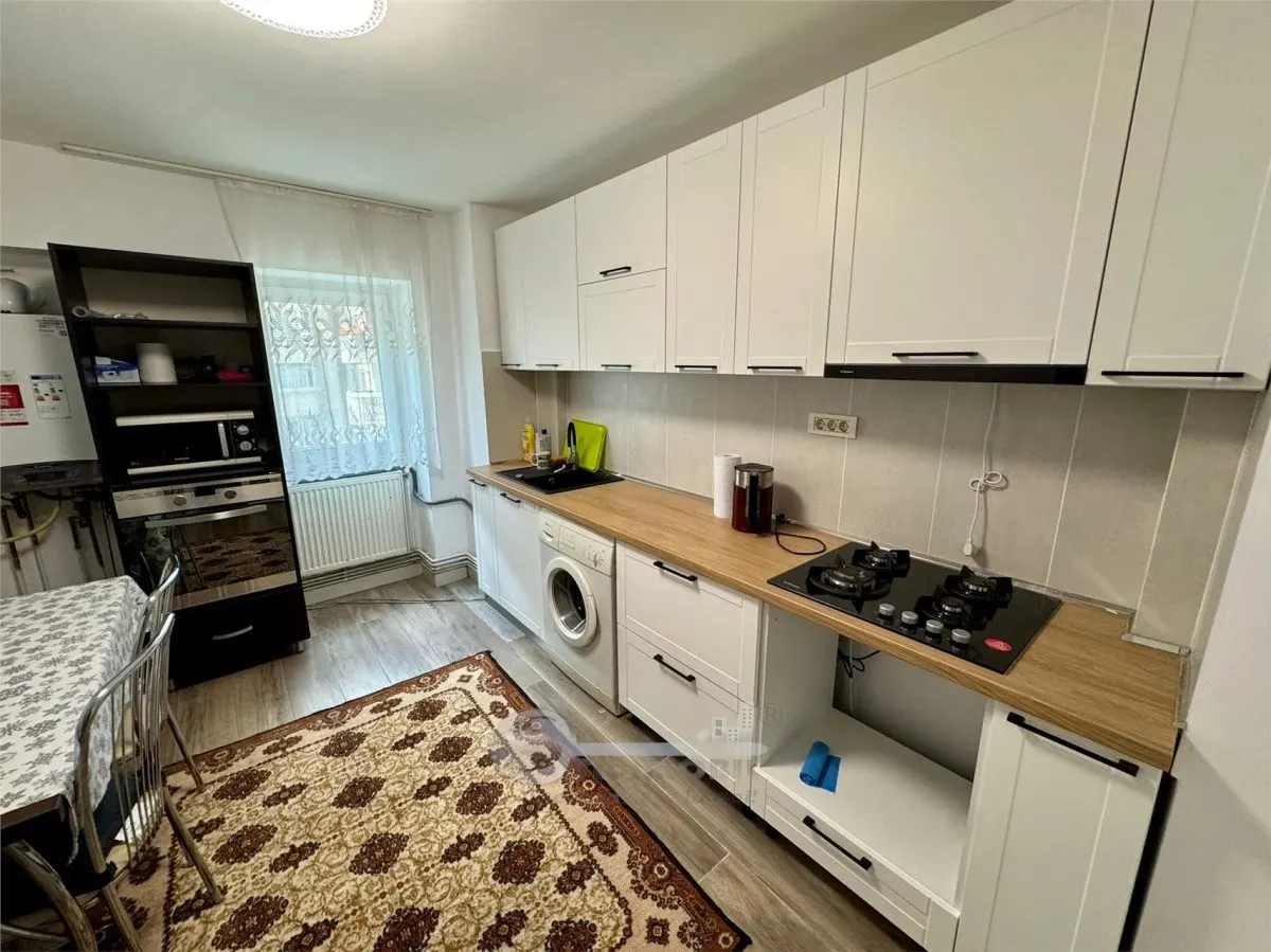 Apartament 3 camere CD, 74mp, et.3, Păcurari - foto 2