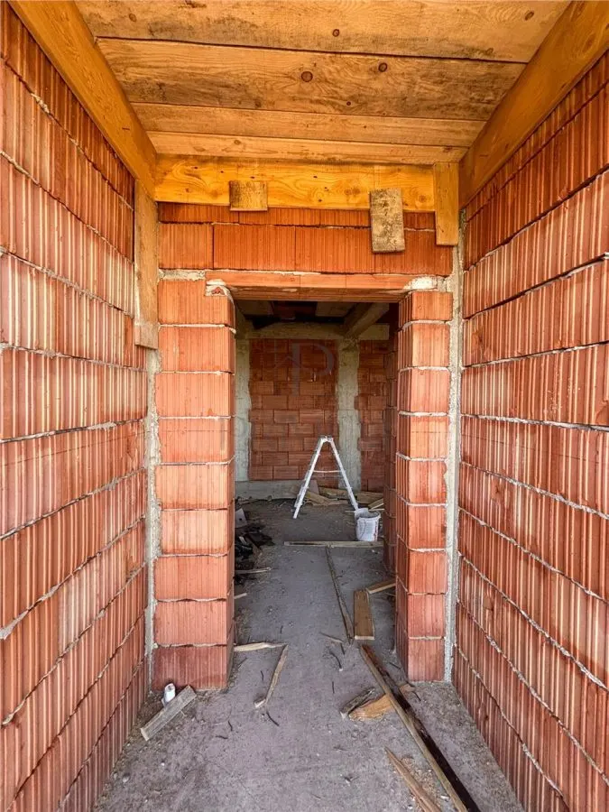 DUPLEX PE PARTER, MOSNITA NOUA, 4 CAMERE, 80MP UTILI, LA ASFALT. - foto 4