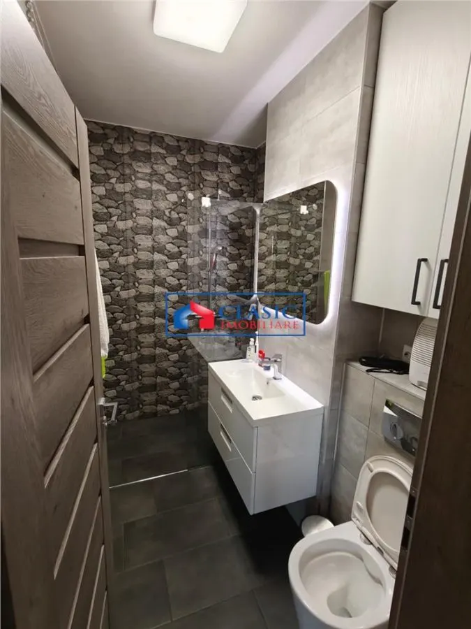 Inchiriere apartament 3 camere modern bloc nou in Centru- zona Piata Mihai Viteazu - foto 10