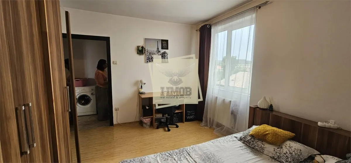 Apartament decomandat 3 camere Balcon zona Centrala - foto 3