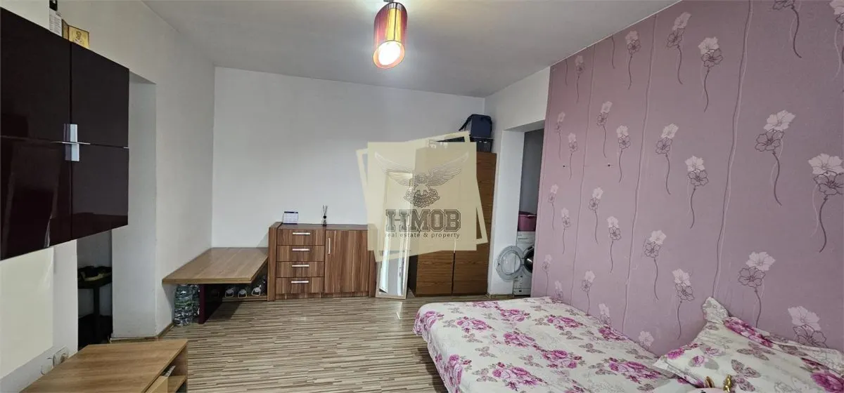 Apartament decomandat 3 camere Balcon zona Centrala - foto 5