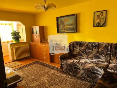 Apartament cu 3 camere decomandat cu balcon in Vasile Aaron - Sibiu