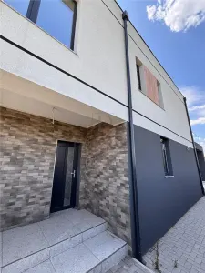 DUPLEX ELEGANT, FINISAT, DESPARTIT,  MOSNITA NOUA, ZONA EXCELENTA, 94MP UTILI. - foto 3