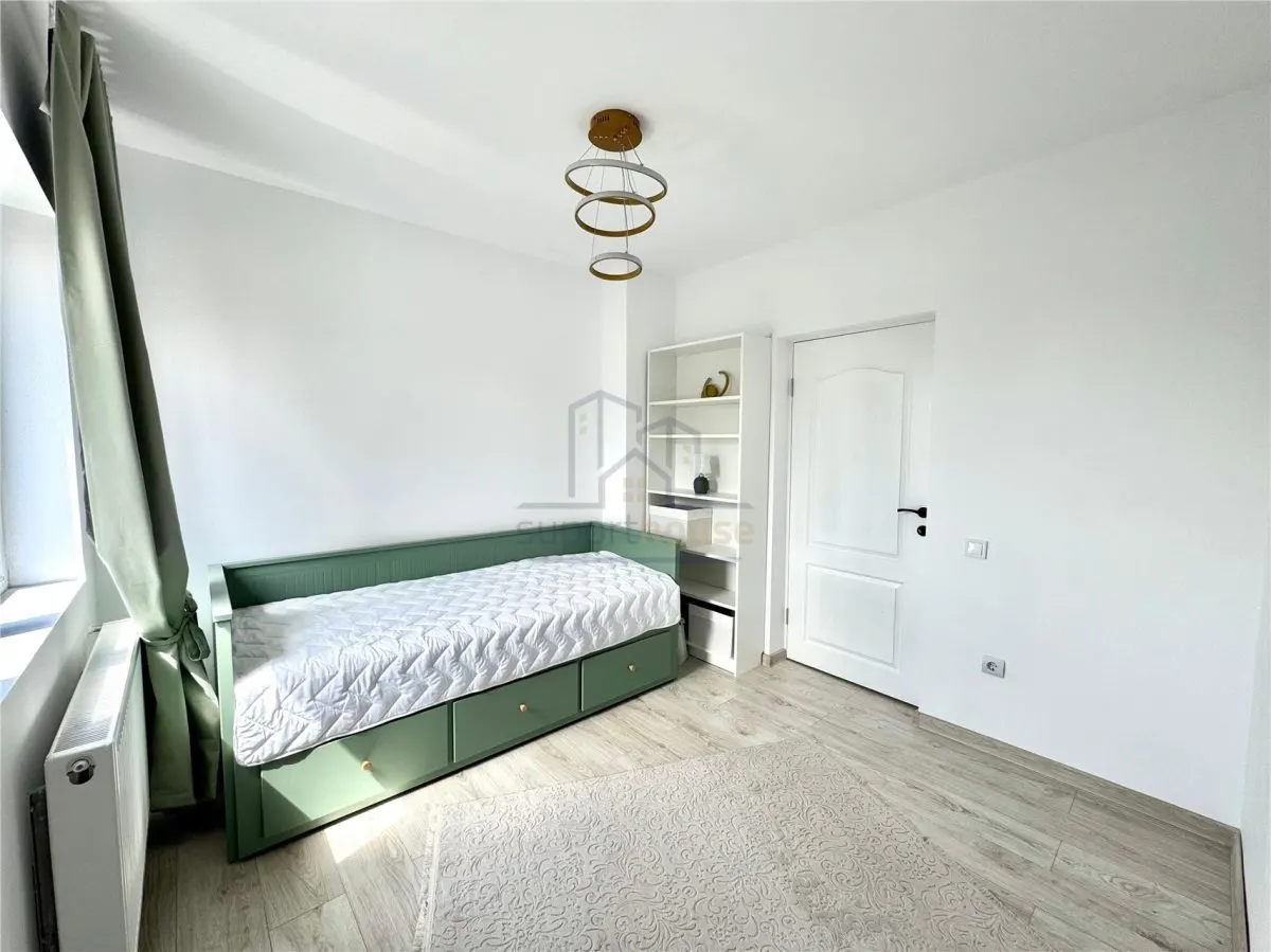 Inchiriere apartament 3 camere Ploiesti, zona Ultracentrala - foto 12