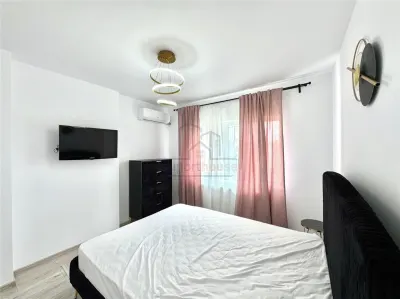 Inchiriere apartament 3 camere Ploiesti, zona Ultracentrala - foto 22