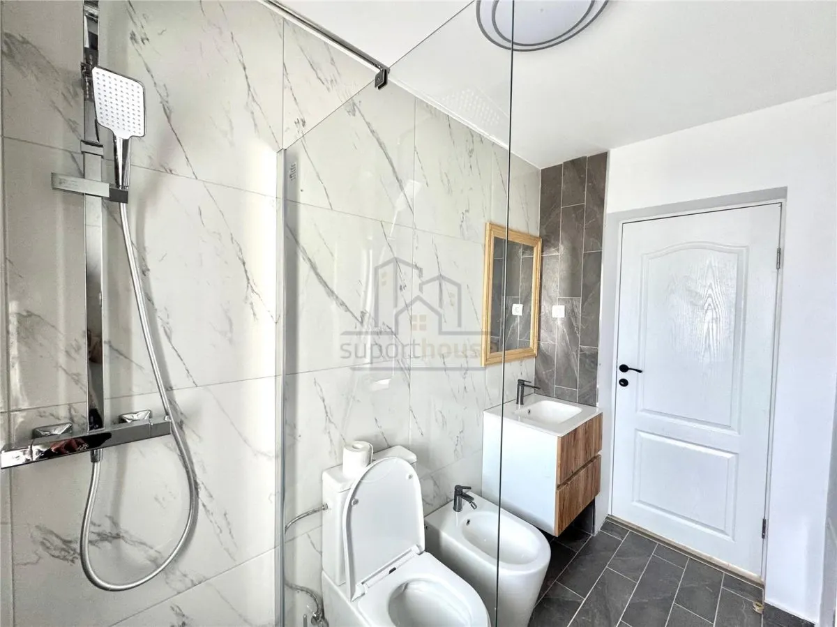Inchiriere apartament 3 camere Ploiesti, zona Ultracentrala - foto 10