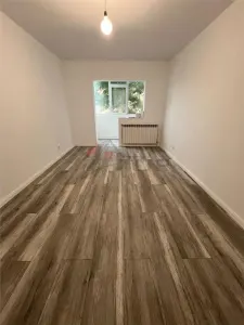 Vanzare apartament 3 camere decomandat 2 bai - renovat complet - Iasi
