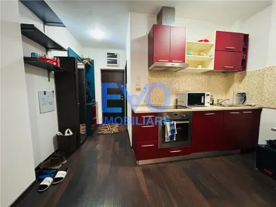 GARSONIERA DE VANZARE, CENTRU - foto 2
