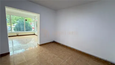 Spatiu comercial de inchiriat, zona Republicii - foto 3
