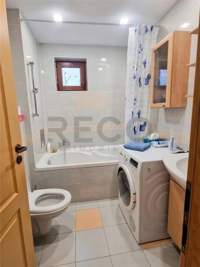 RECO, apartament decomandat,4 camere, Centrul Civic - foto 7