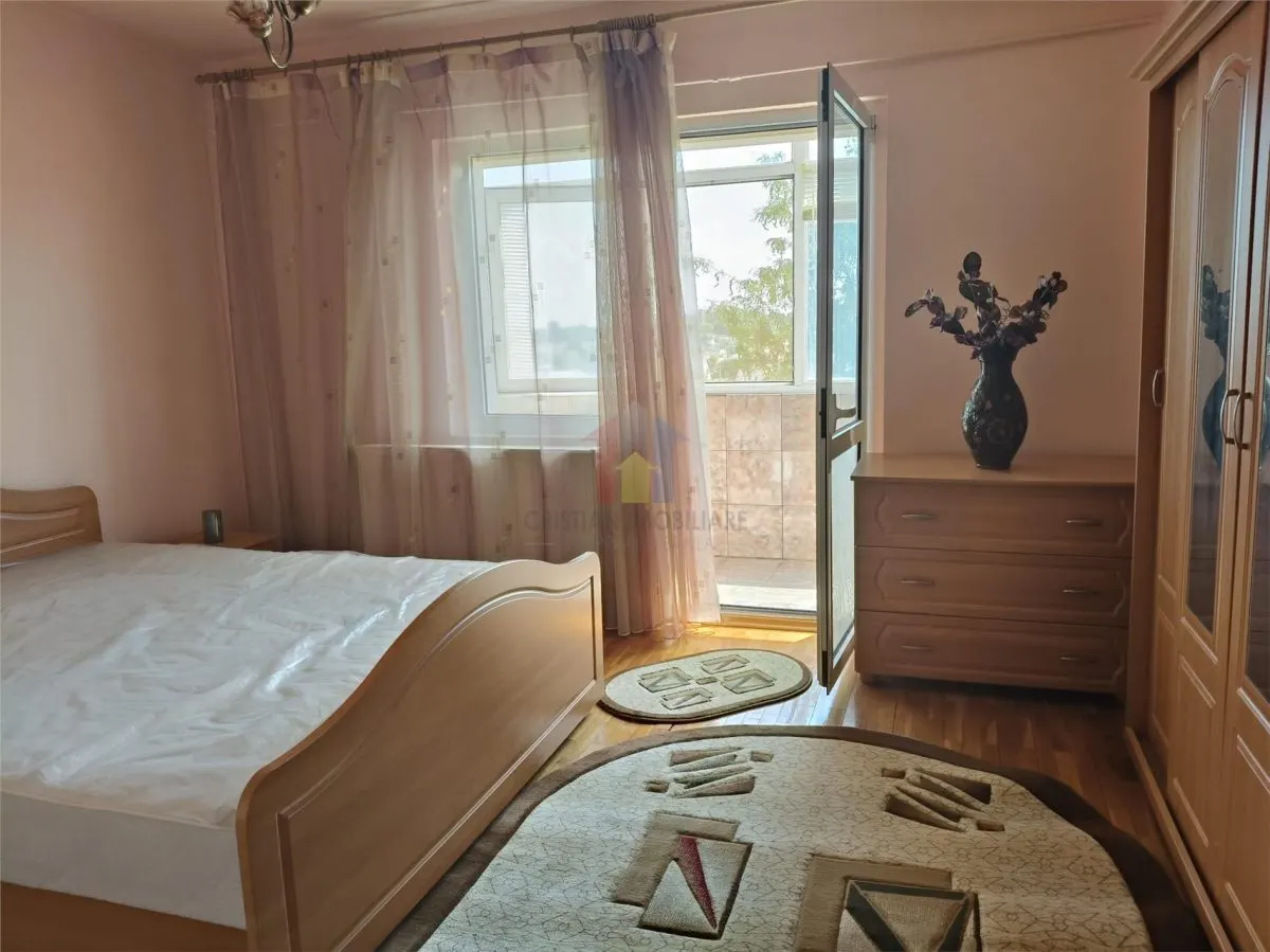 VIDEO! SPATIOS- 83 mp! Apartament 3 Camere, zona Buzaului(B uri) MOBILAT si UTILAT! - foto 4